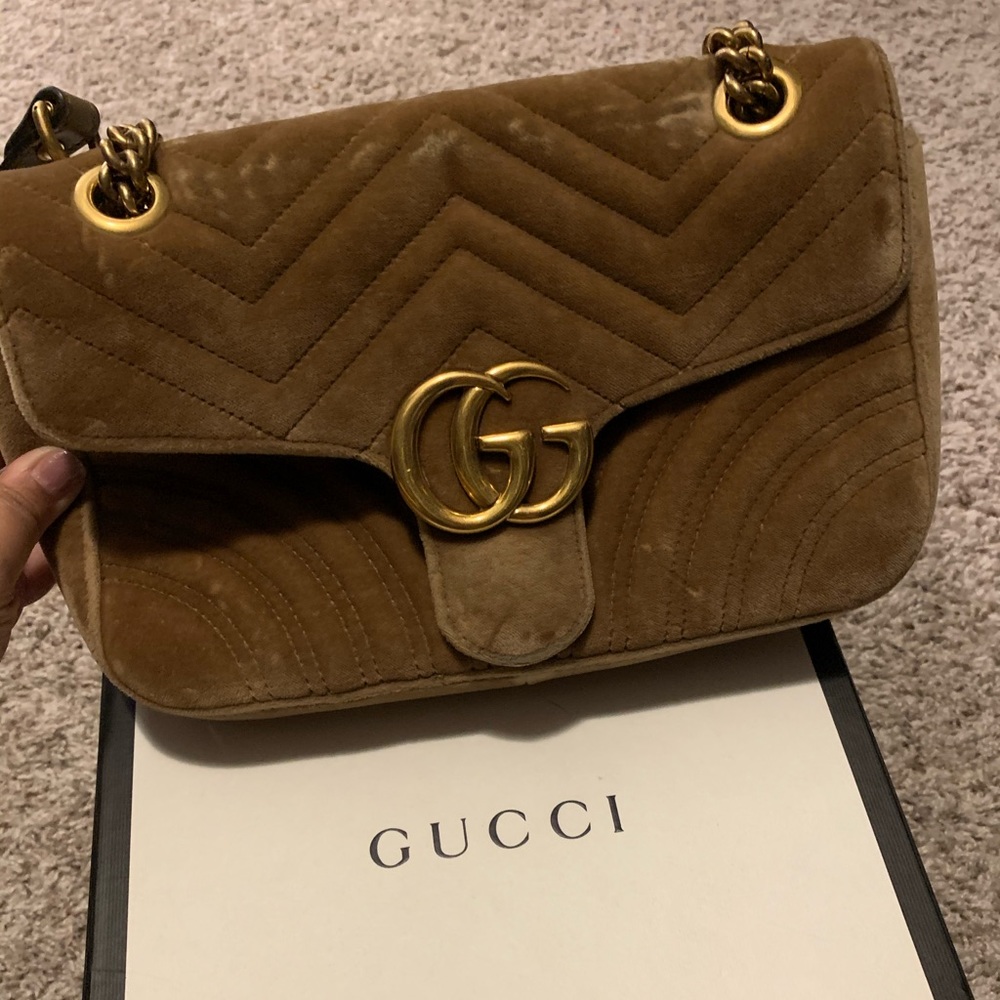Medium Gucci Marmont cross body